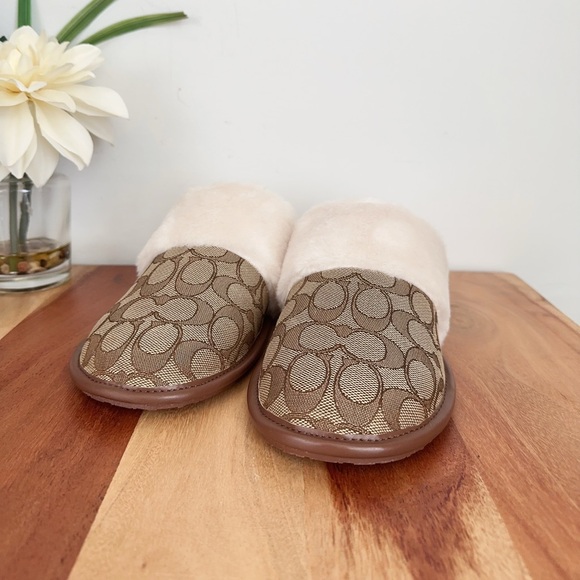 NWT Coach Zena Slipper In Signature Jacquard size US7 - Picture 3 of 8